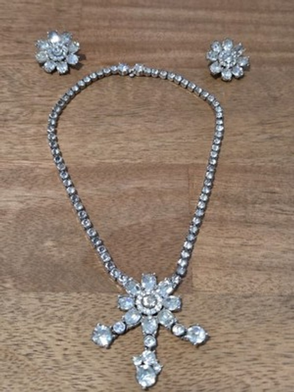 Vintage Rhinestone Flower Necklace & Earings Set Silver Tone Dangle Statement...